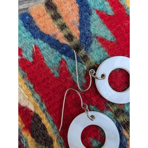 Southwestern Mother of Pearl Earrings // Vintage Fan Earrings - Picture 7 of 9